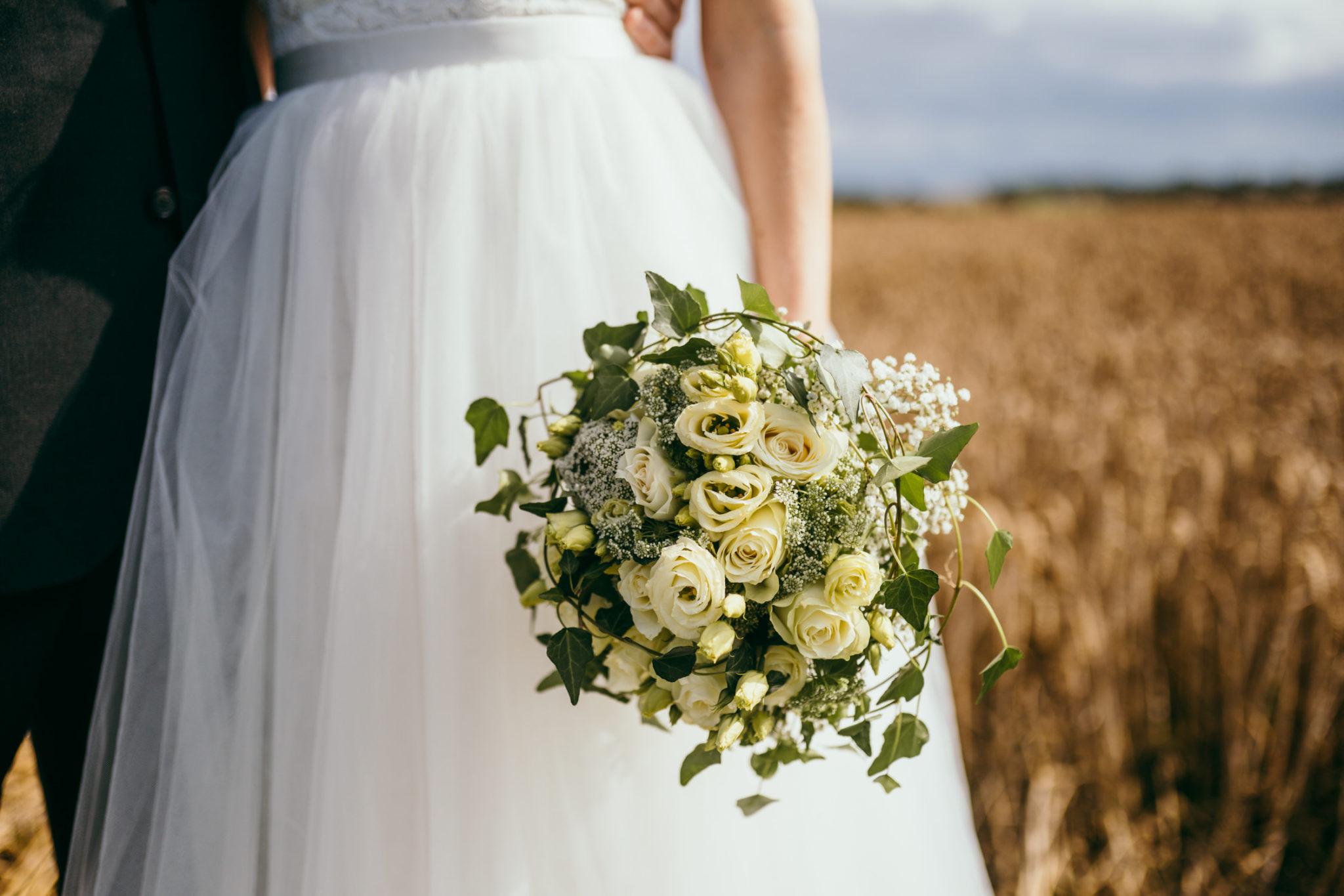 Brautpaar bei Hochzeit in Schleswig-Holstein